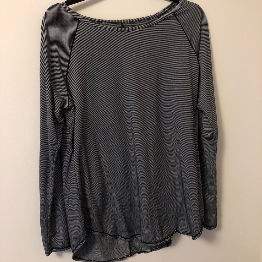 Athleta grey striped workout long sleeve